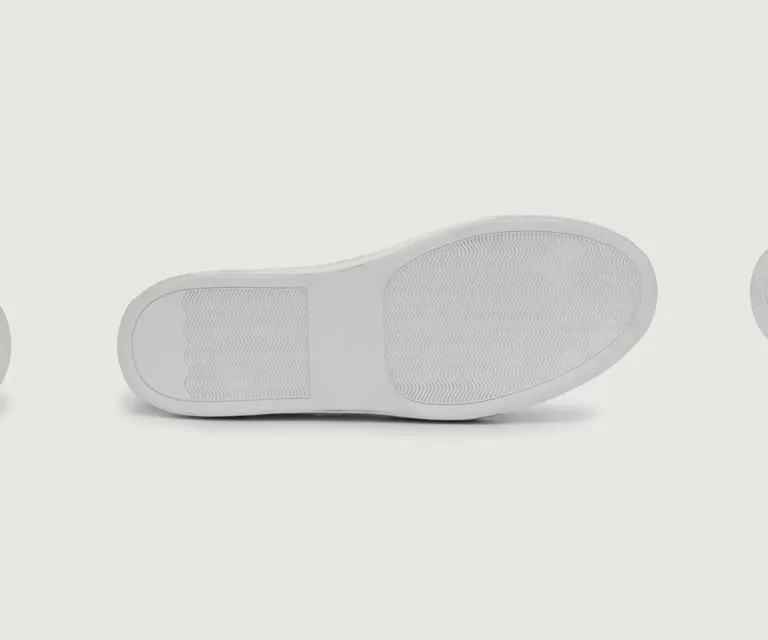 Carter Runn Black Leather Sneakers Handcrafted Men's Footwear — Outsole Tread & Seam Craftsmanship