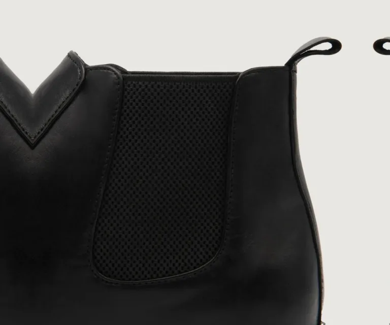 Clarkson Chelsea Black Leather Boots Handcrafted Men's Footwear — Outsole Tread & Seam Craftsmanship