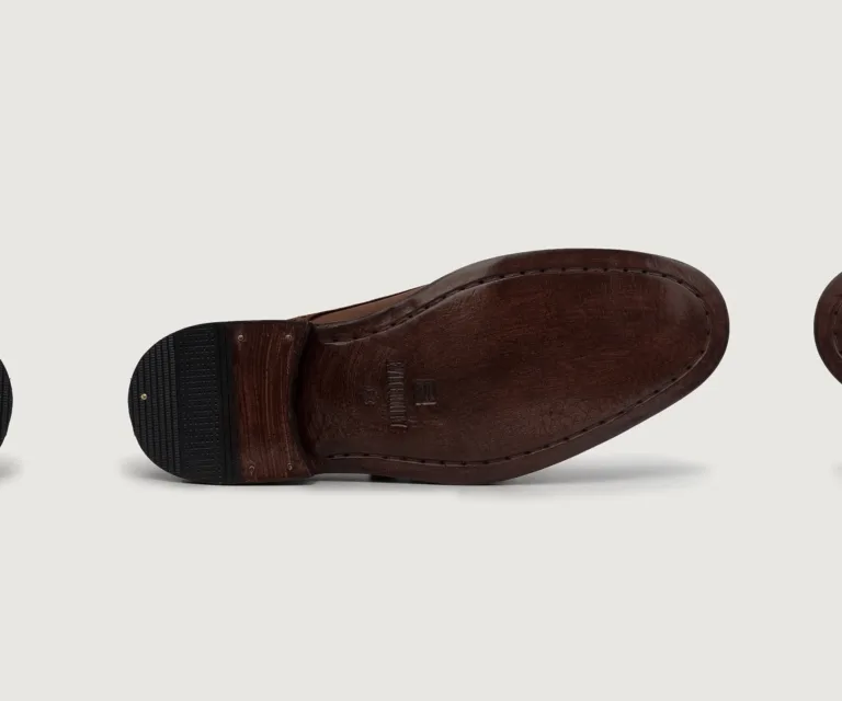 Dirk Brogues Derby Tan Leather Shoes Handcrafted Men's Footwear — Complete Pair Presentation