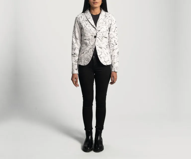 Donna Blake White Leather Blazer Luxury Women's Outerwear — Rear Profile & Tailored Seaming