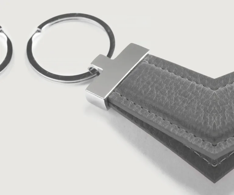 Elroy Grey Leather Keychain Luxury Handcrafted Leather Accessory / Gift — Card Capacity & Daily Organization