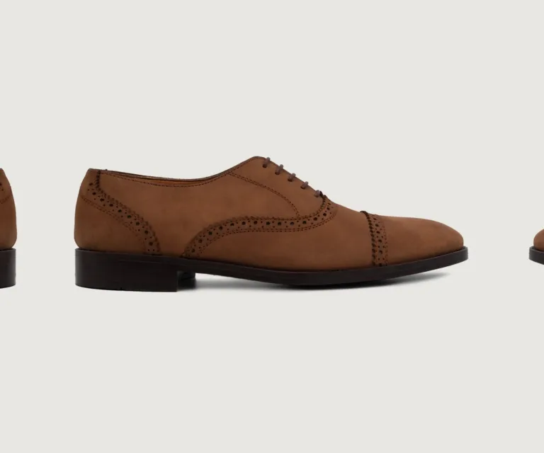 Greyson Brogues Oxford Oil Pull-up Brown Leather Shoes Handcrafted Men's Footwear — Three-Quarter Perspective