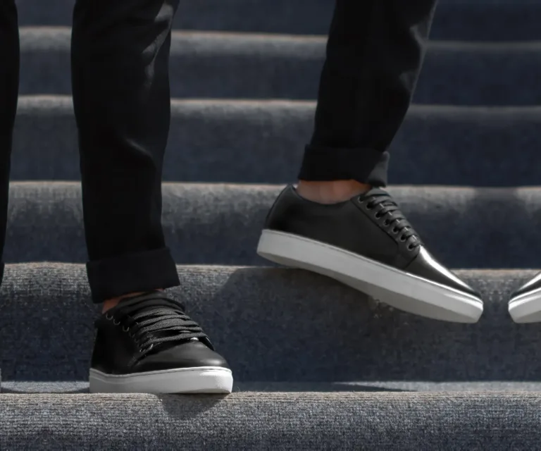 Murphy Low Top Black Leather Sneakers Handcrafted Men's Footwear — Toe Cap & Vamp Detail