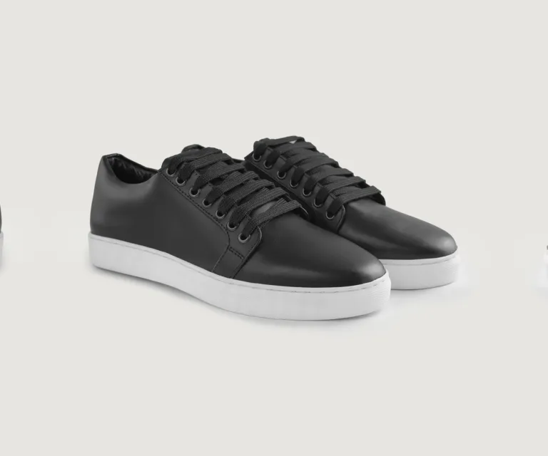 Murphy Low Top Black Leather Sneakers Handcrafted Men's Footwear — Outsole Tread & Seam Craftsmanship