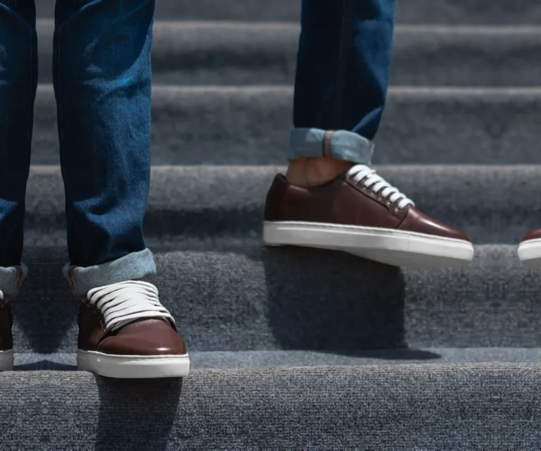 Murphy Low Top Maroon Leather Sneakers Handcrafted Men's Footwear — Toe Cap & Vamp Detail