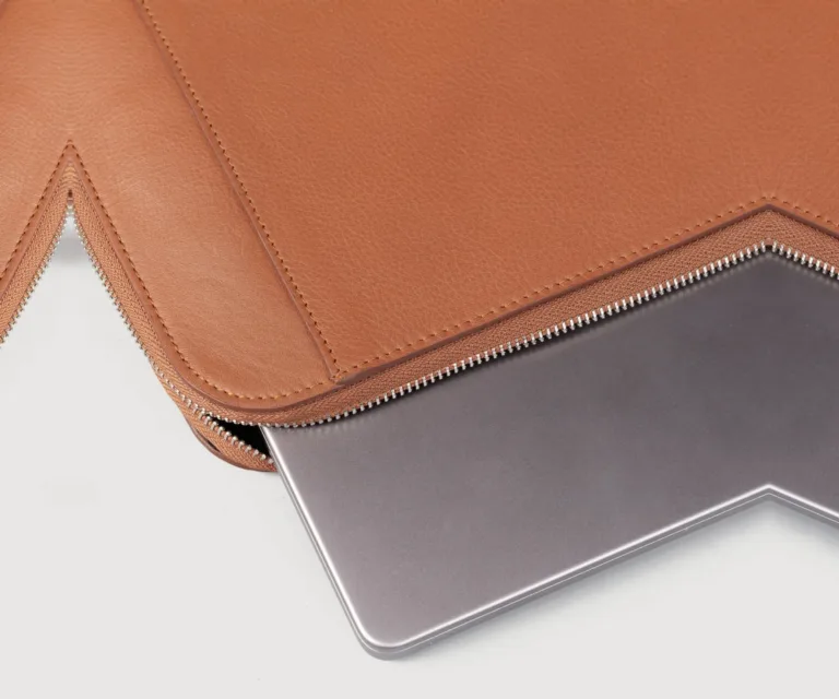 The Baxter Brown Leather Laptop Sleeve Luxury Handcrafted Leather Bag — Rear Profile & Trolley Strap Reinforcement