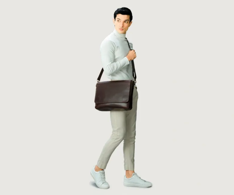 The Carismatico Vintage Brown Leather Messenger Bag Luxury Handcrafted Leather Bag — Three-Quarter Perspective & Silhouette