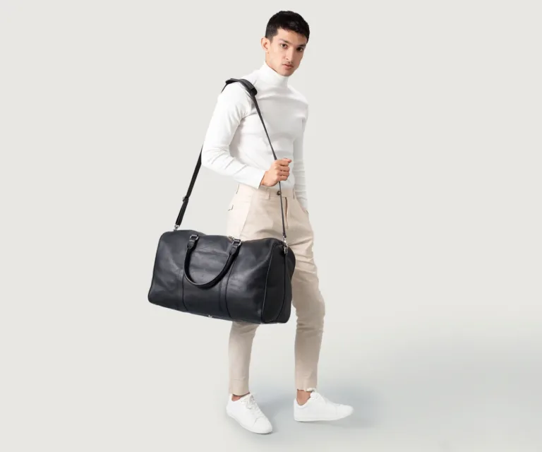 The Darrio Black Leather Duffle Bag — Quarter Angle Profile Detail