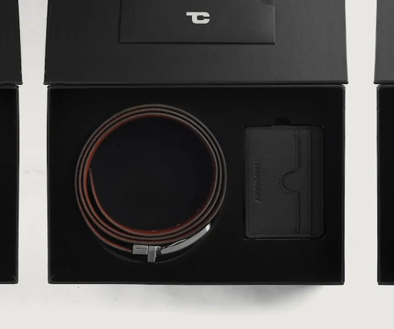 Voltor Black Leather Gift Set — Quarter Angle Perspective