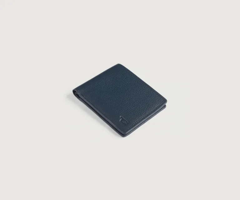 Voren Blue Leather Bi-fold Wallet Luxury Handcrafted Leather Accessory / Gift — Macro Leather Texture & Precision Stitching