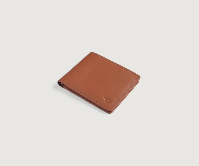 Voren Brown Leather Bi-fold Wallet Luxury Handcrafted Leather Accessory / Gift — Macro Leather Texture & Precision Stitching